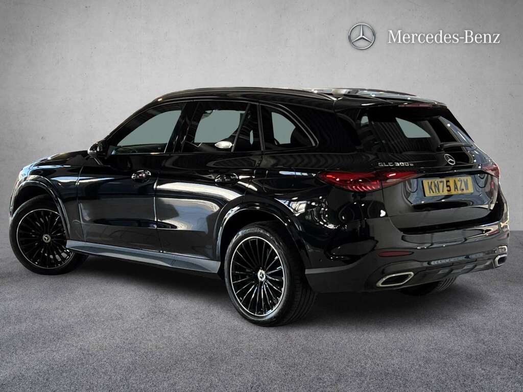 Mercedes-Benz GLC Class 300E 4Matic Urban Edition 9G-tronic 2025 KN75AZW Black #2