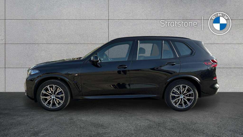 BMW X5 Xdrive50e M Sport 2025 YK25AGF Black #4