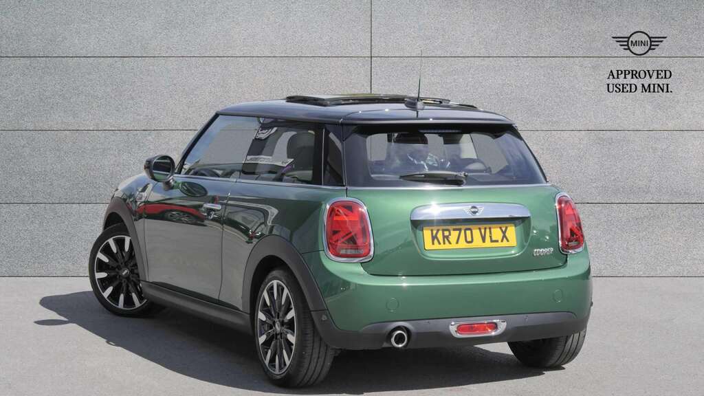 Mini Hatch 1.5 Cooper Exclusive II Comfortnav Pck KR70VLX Green #2