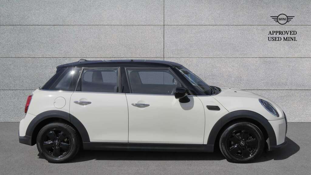 Mini Hatch 1.5 Cooper Classic Premium 2022 FT22RYM White #3