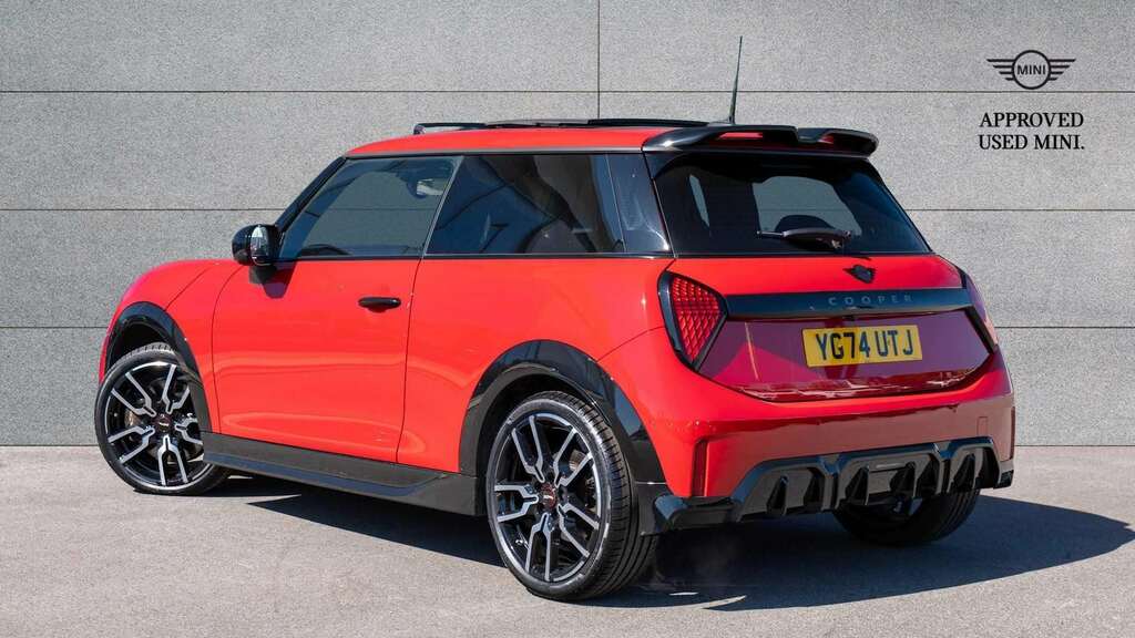 Mini Hatch 1.5 C Sport Level 3 2024 YG74UTJ Red #2