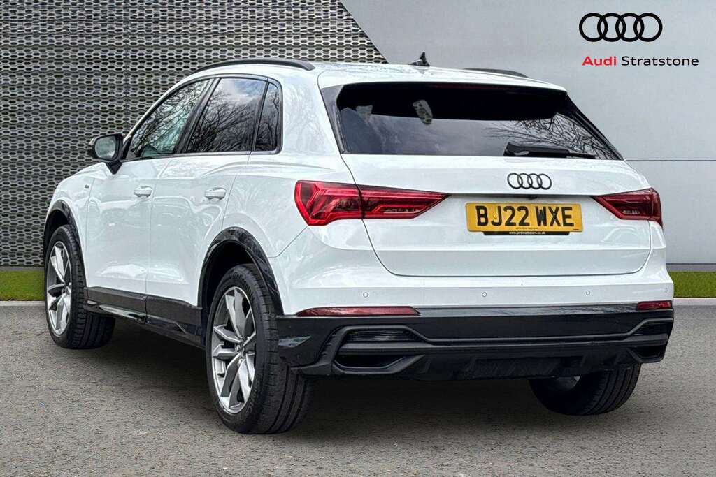 Audi Q3 35 Tfsi Black Edition S Tronic Cs Pack 2022 BJ22WXE White #2