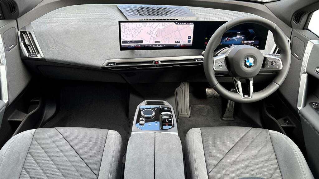 BMW iX 300Kw Xdrive45 M Sport 101Kwh 2026 GN26NDD Silver #5