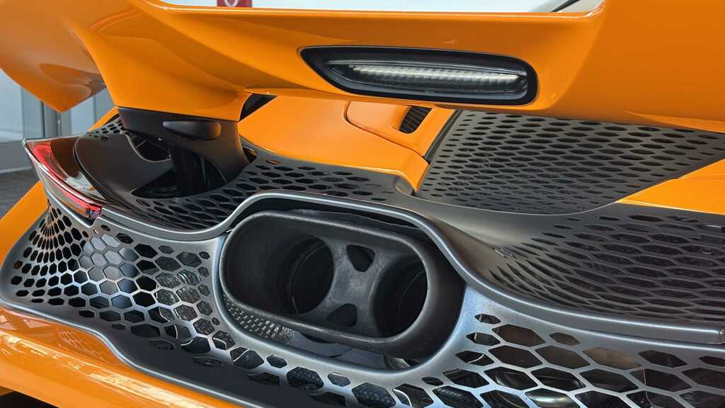 McLaren Spider Spider #25