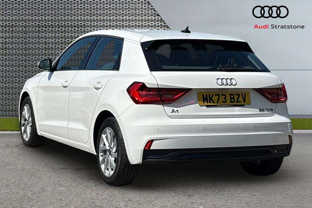 Audi A1 25 Tfsi Sport 2023 MK73BZV White #3