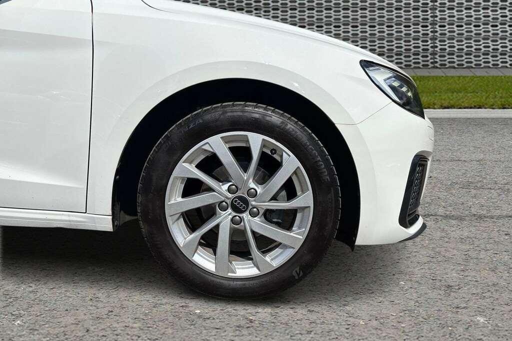 Audi A1 25 Tfsi Sport 2023 MK73BZV White #5