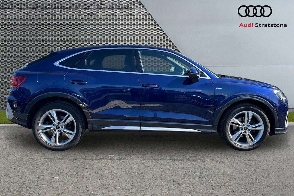 Audi Q3 35 Tfsi S Line S Tronic 2023 PG23LTT Blue #4