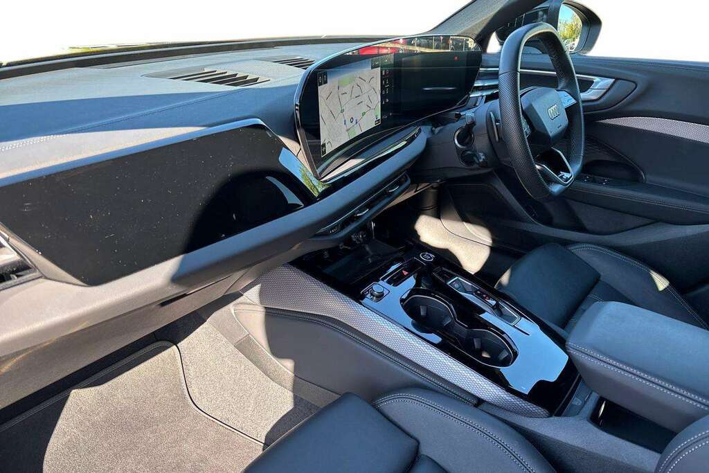 Audi A5 2.0 Tfsi 150 S Line S Tronic 2025 LN25RPY Black #2