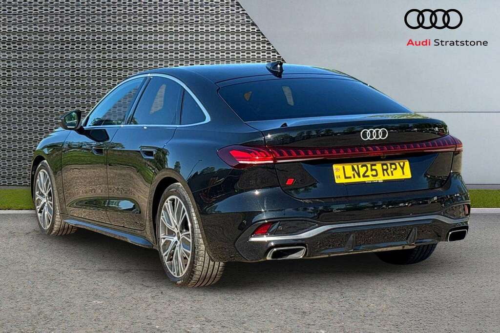 Audi A5 2.0 Tfsi 150 S Line S Tronic 2025 LN25RPY Black #3