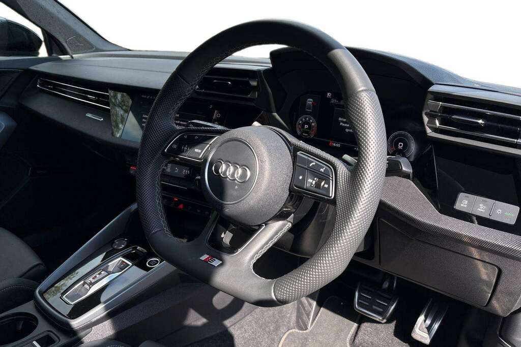Audi A3 1.5 Tfsi 150 Black Edition S Tronic 2025 GX75SVY White #6