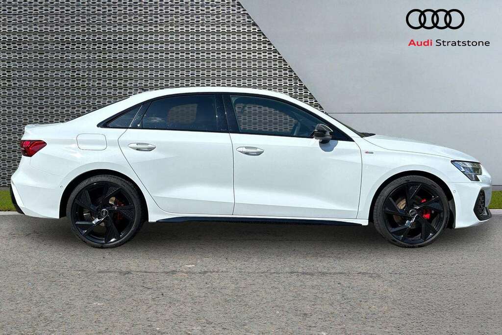 Audi A3 1.5 Tfsi 150 Black Edition S Tronic 2025 GX75SVY White #4