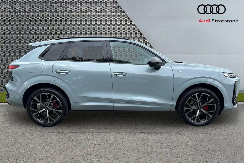 Audi Q3 1.5 Tfsi Edition 1 S Tronic 2026 VK26ZWG Grey #4