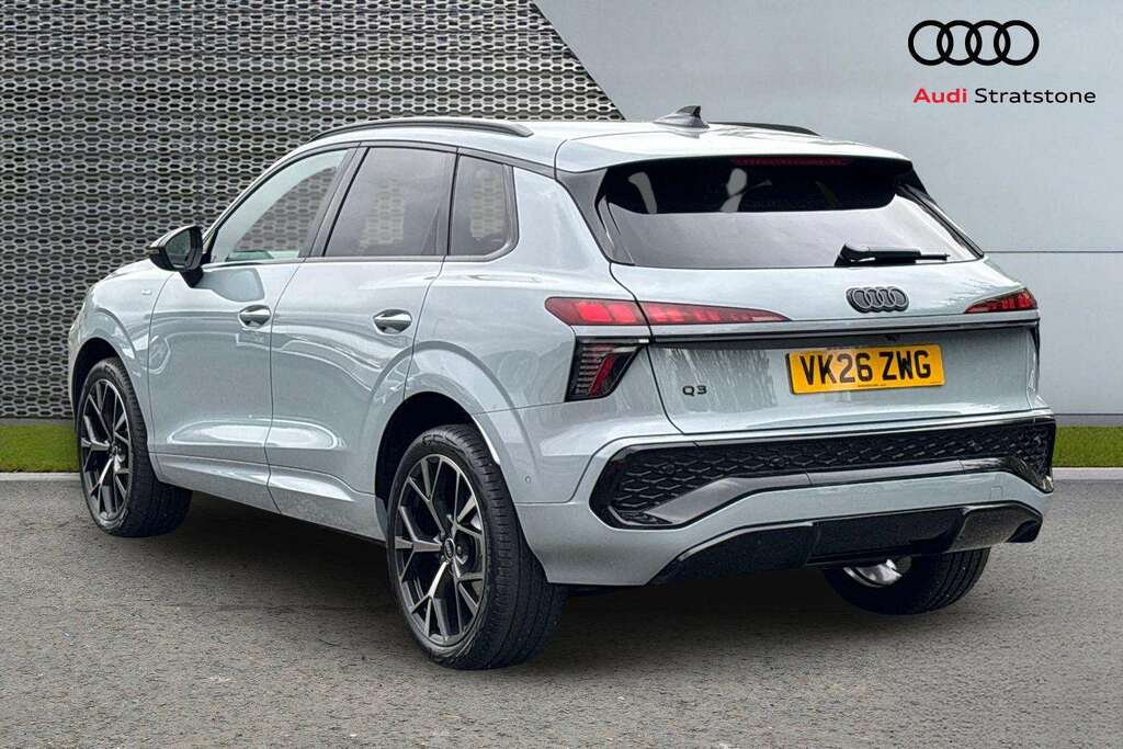 Audi Q3 1.5 Tfsi Edition 1 S Tronic 2026 VK26ZWG Grey #3