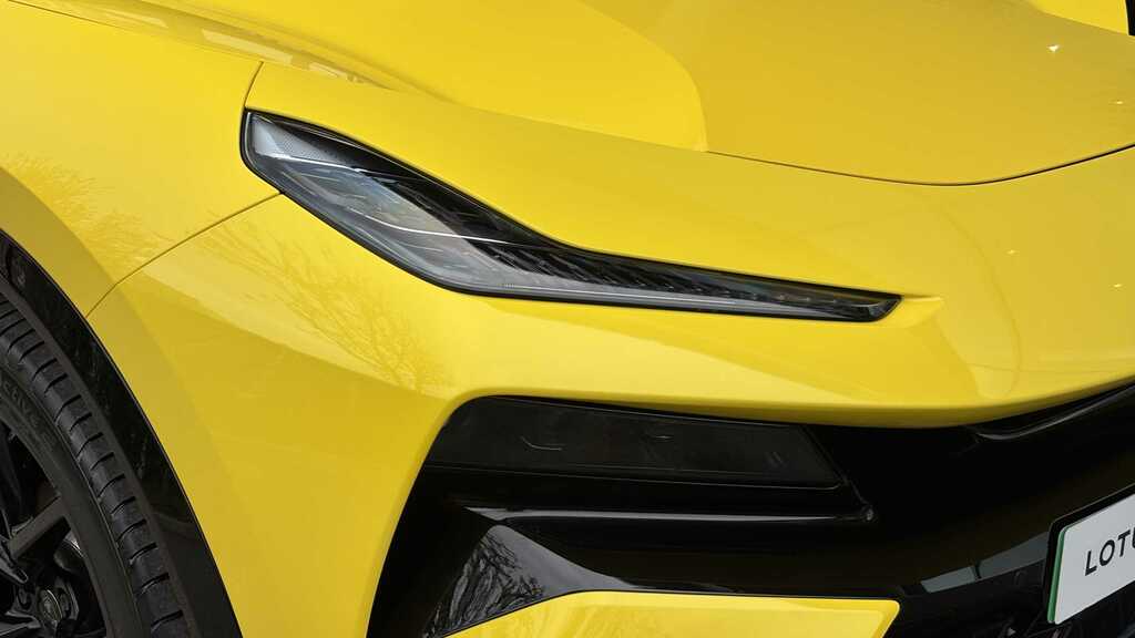 Lotus Eletre 675Kw R 112Kwh 2025 LE74EJL Yellow #6