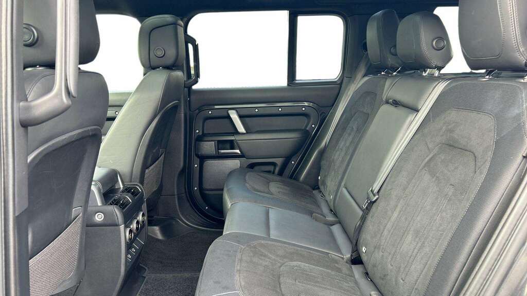 Land Rover Defender 110 5.0 P525 V8 Carpathian Edition 110 2022 Grey #4