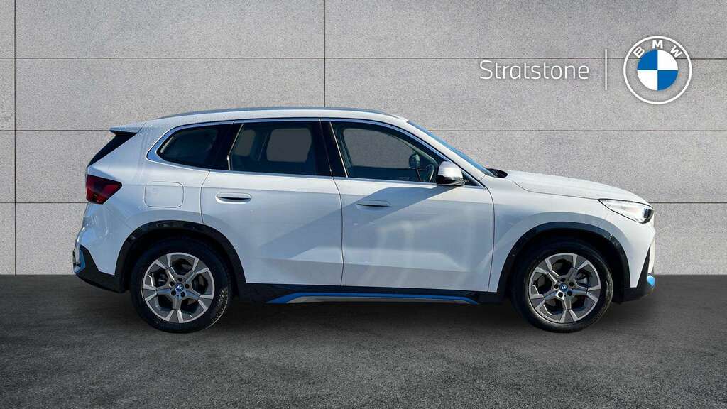 BMW iX1 230Kw Xdrive30 Xline 65Kwh 2023 NL23SRY White #3