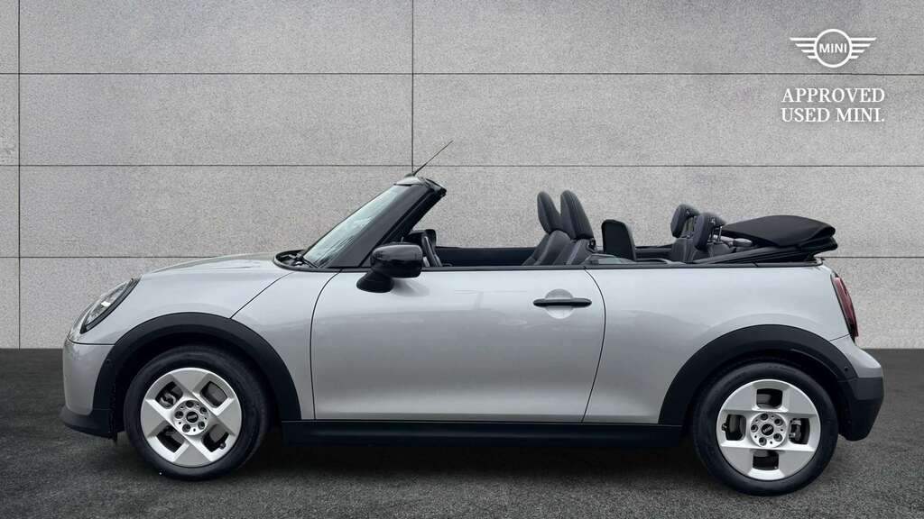 Mini Hatch 2.0 C Classic 2025 YE74LWN Silver #2
