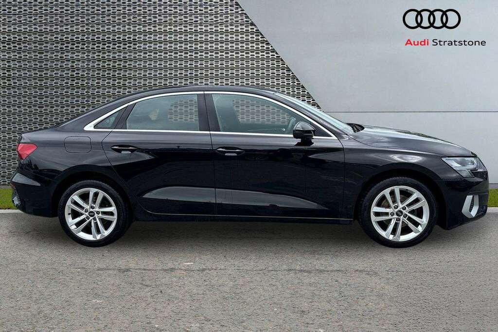 Audi A3 30 Tfsi Sport 2023 PG73YCF Black #4