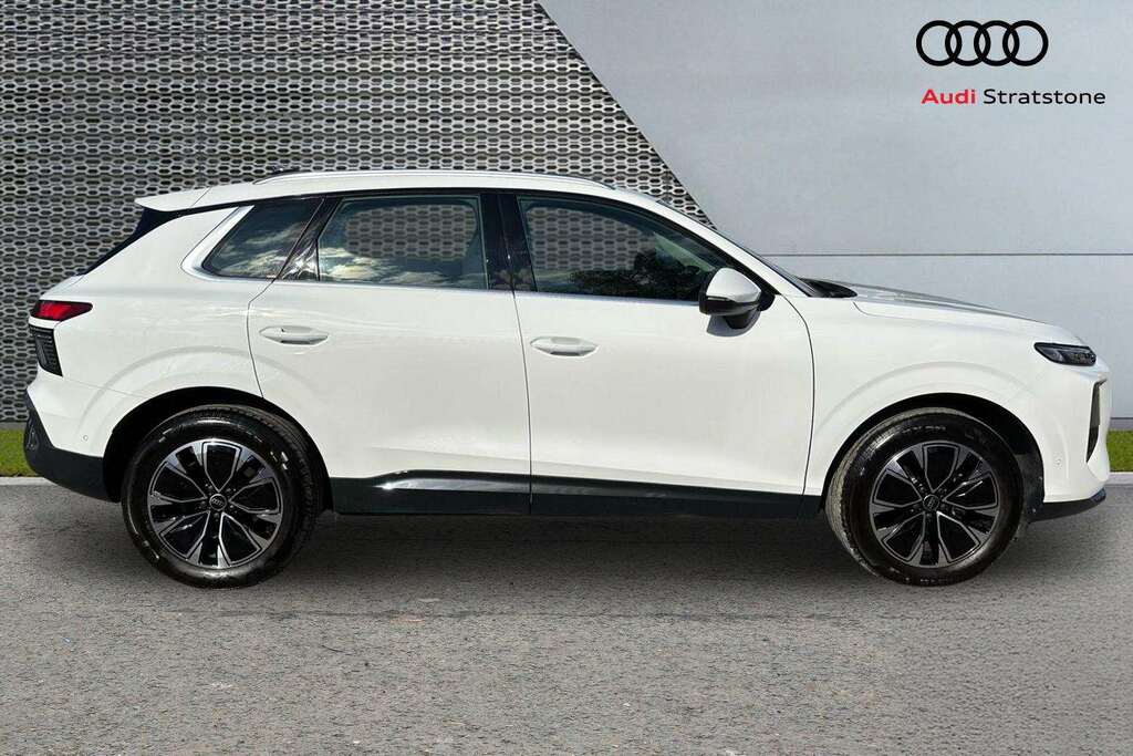 Audi Q3 1.5 Tfsi Sport S Tronic 2026 PJ75SOU White #4