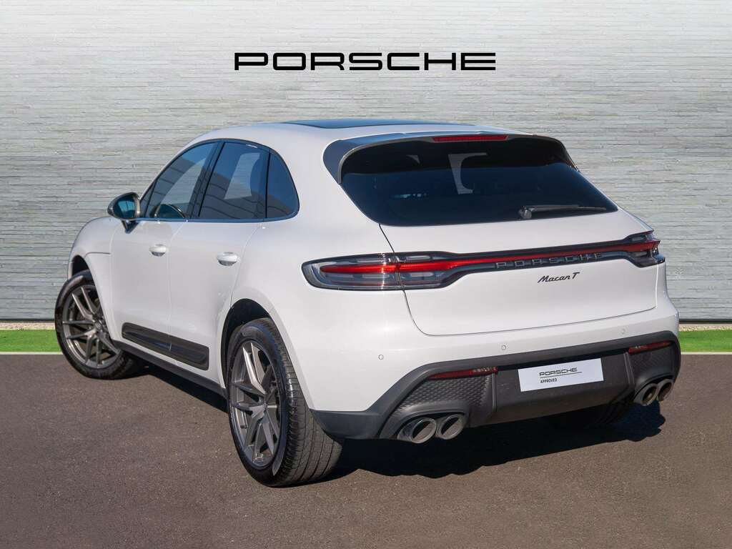 Porsche Macan T S-a 2024 RE74UXT White #2