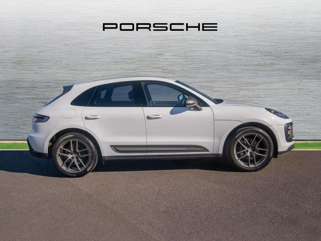 Porsche Macan T S-a 2024 RE74UXT White #5