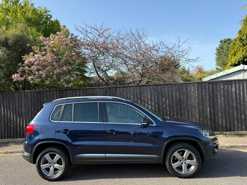 Volkswagen Tiguan Escape Tdi Bluemotion Technology Blue #2