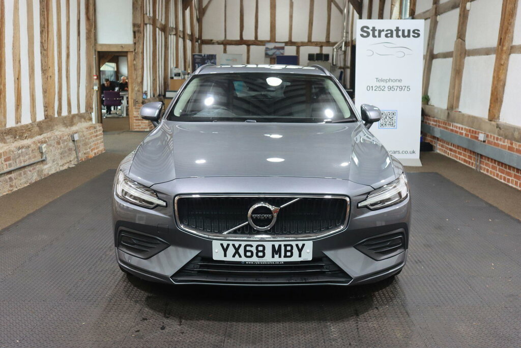 Volvo V60 2.0 D3 Momentum Euro 6 S S Grey #2