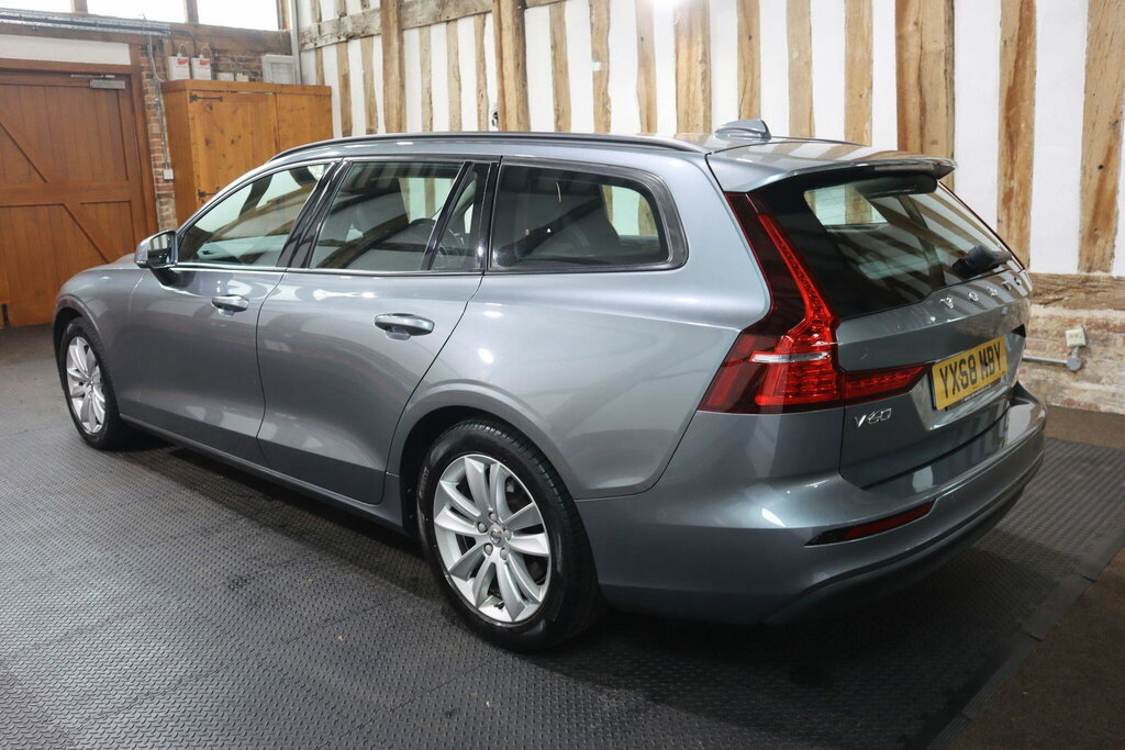 Volvo V60 2.0 D3 Momentum Euro 6 S S Grey #4
