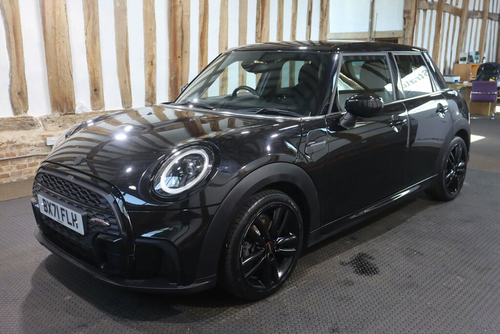 Mini Hatch 1.5 Cooper Sport Steptronic Euro 6 S S BX71FLH Black #3