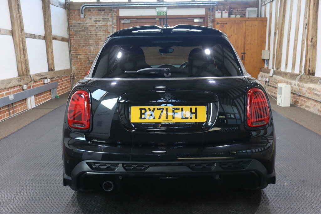 Mini Hatch 1.5 Cooper Sport Steptronic Euro 6 S S BX71FLH Black #5