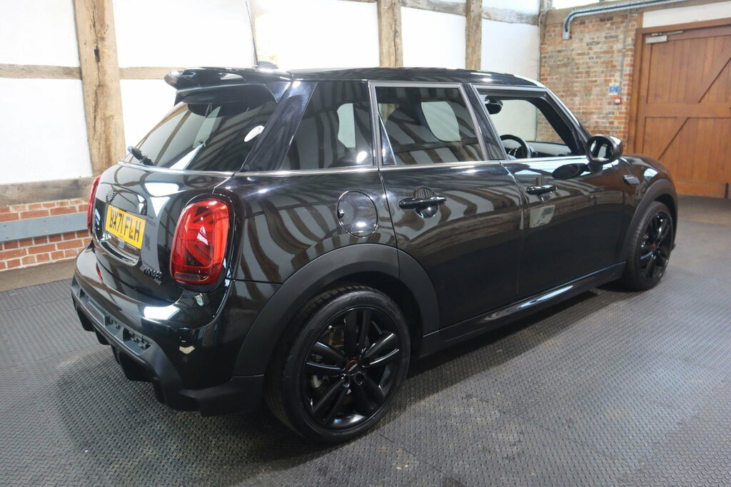 Mini Hatch 1.5 Cooper Sport Steptronic Euro 6 S S BX71FLH Black #6