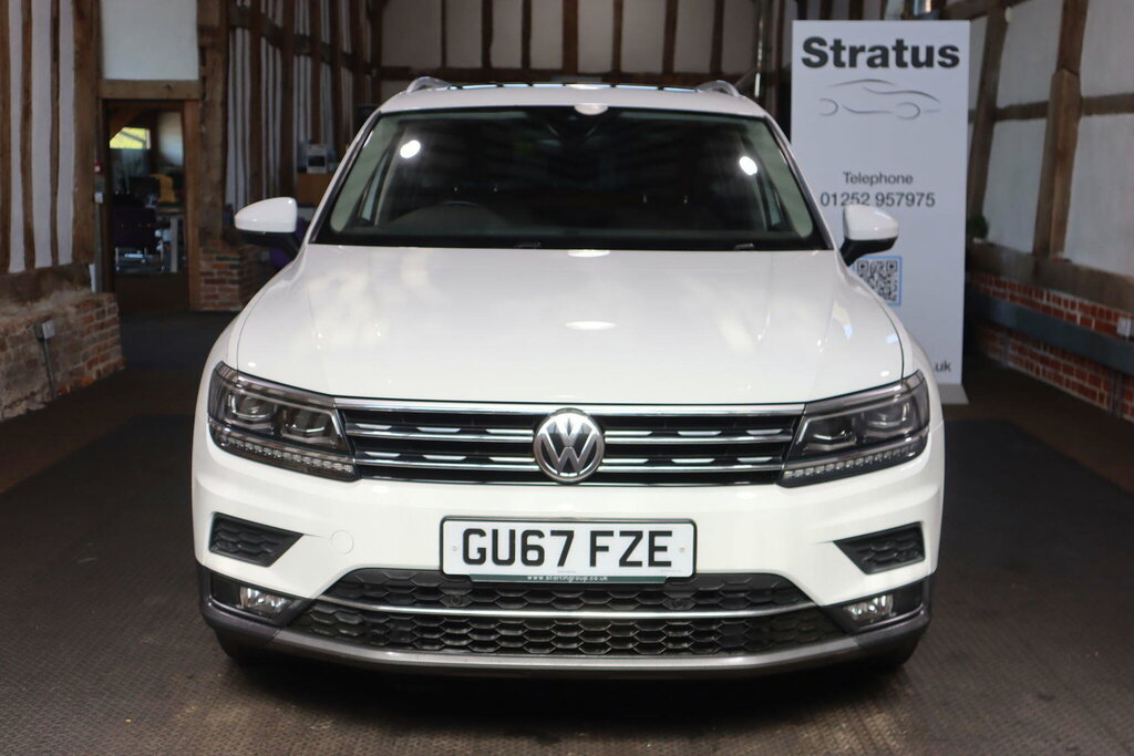 Volkswagen Tiguan 2.0 Tdi Sel Euro 6 S S GU67FZE White #2