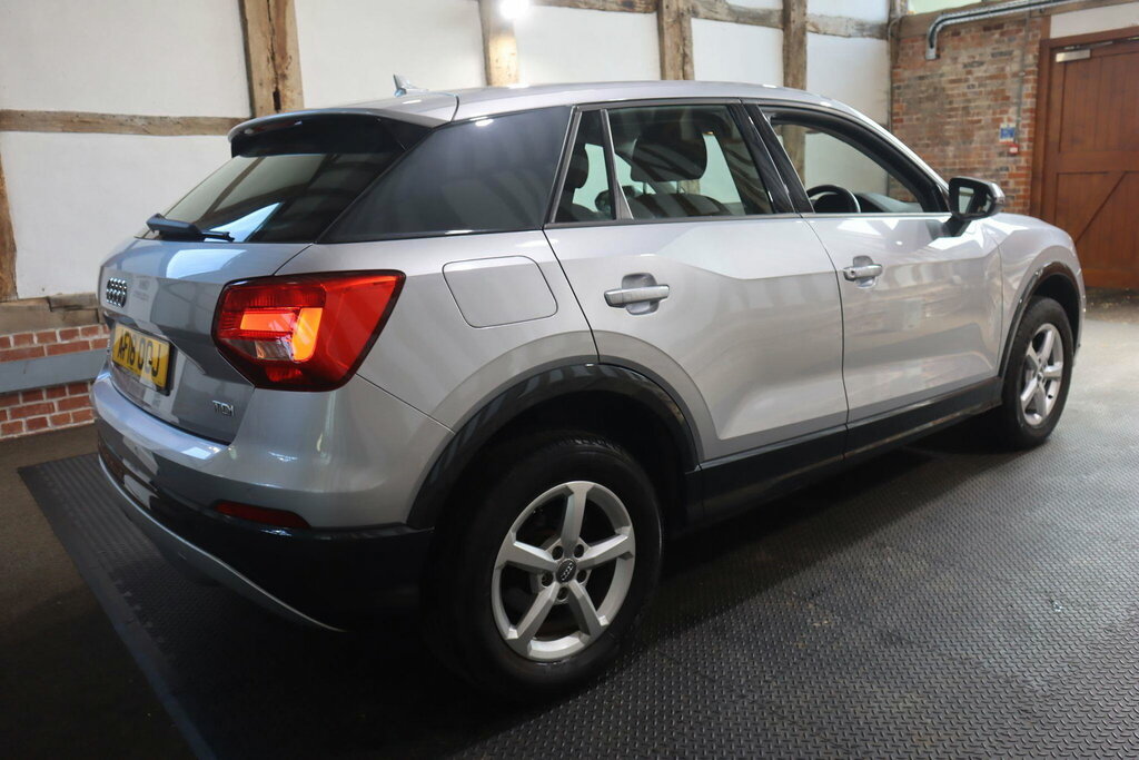 Audi Q2 1.6 Tdi Se Euro 6 S S AF18OOJ Silver #6