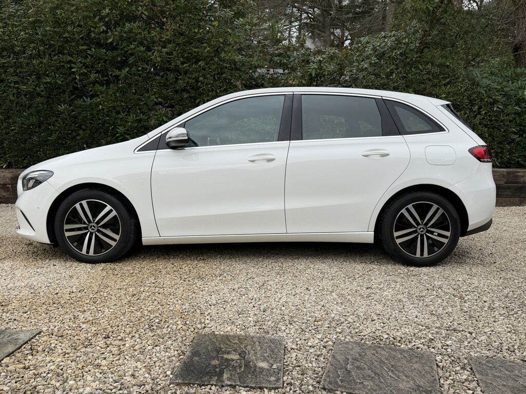 Mercedes-Benz B Class 2.0 B200d Sport White #4