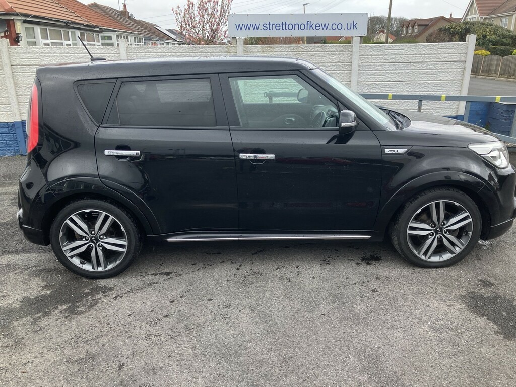 Kia Soul Suv 1.6 Crdi Maxx 201665 Black