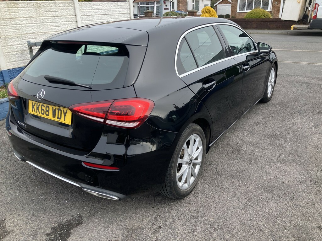 Mercedes-Benz A Class Hatchback 1.5 A180d Sport 201968 KK68WDY Black #2