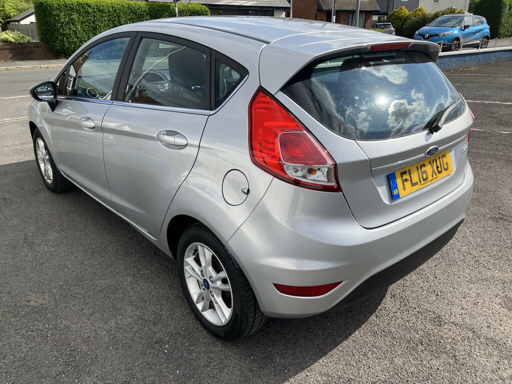 Ford Fiesta Hatchback 1.3 Zetec 201616 FL16XUG Silver #4