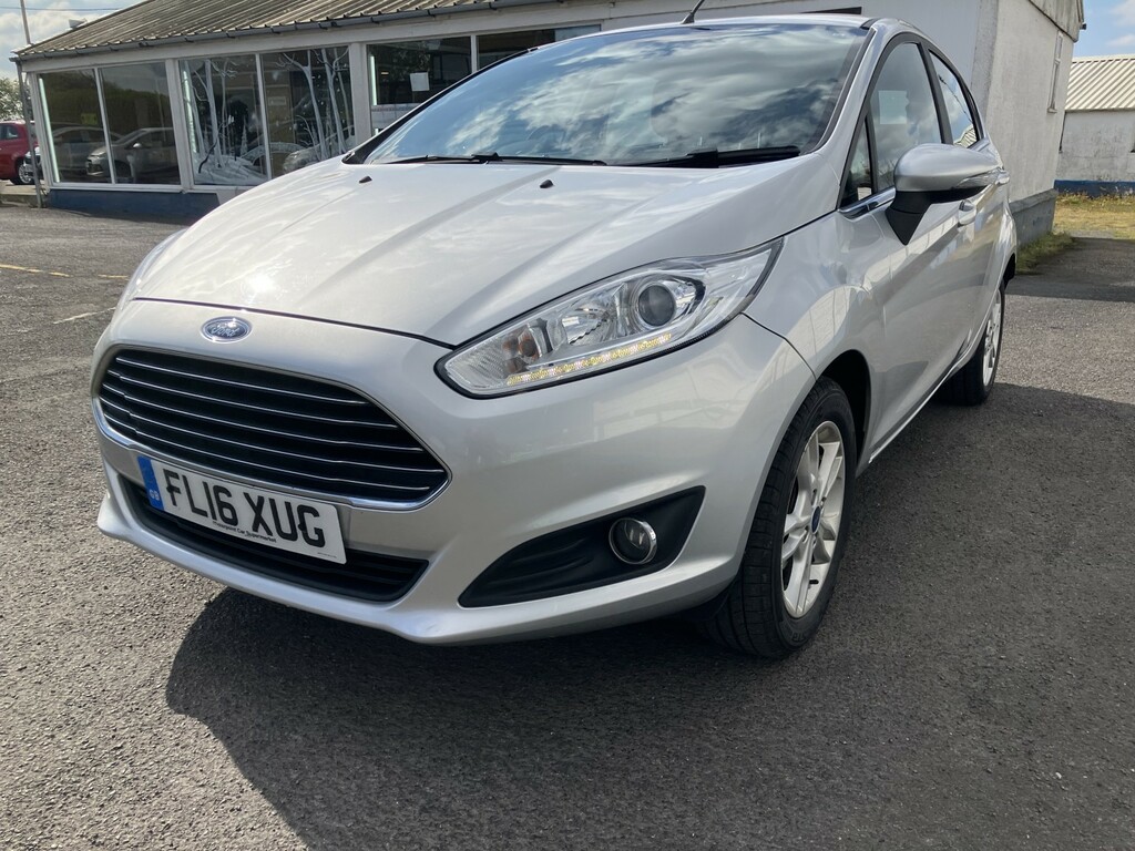 Ford Fiesta Hatchback 1.3 Zetec 201616 FL16XUG Silver #6