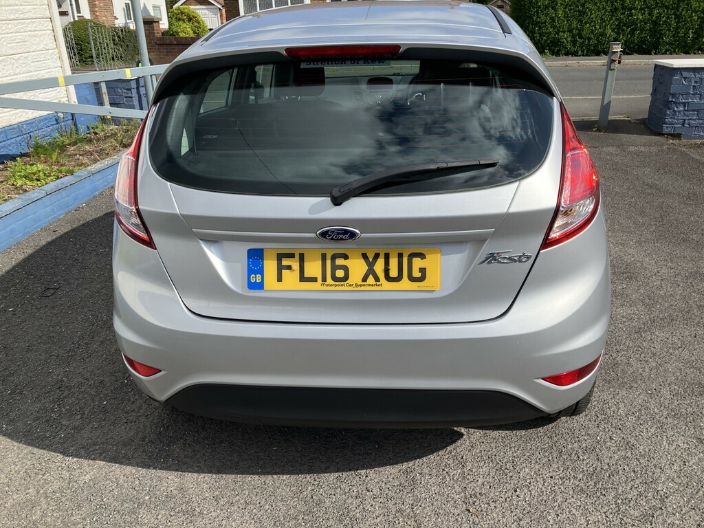 Ford Fiesta Hatchback 1.3 Zetec 201616 FL16XUG Silver #3