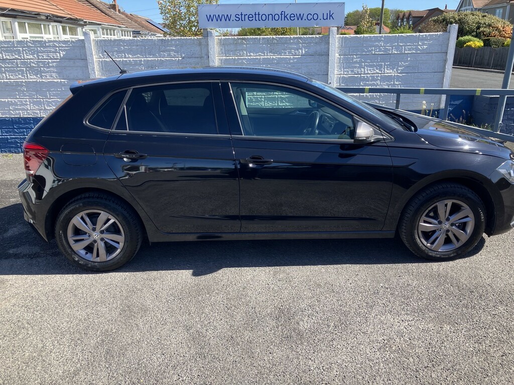 Volkswagen Polo Hatchback 1.0 Tsi Match 202020 Black