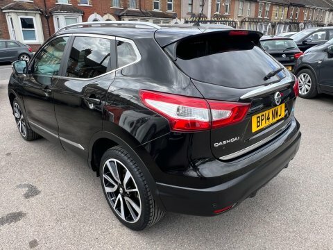 Nissan Qashqai 1.6 Dci Tekna Black #3