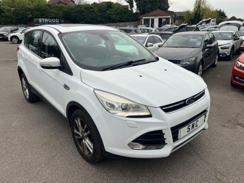 Ford Kuga 1.6T Ecoboost Titanium White