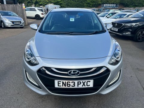 Hyundai I30 1.6 Active Silver #2