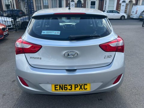 Hyundai I30 1.6 Active Silver #4