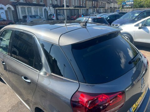 Citroen C4 Picasso White #14