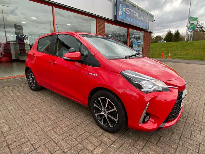 Toyota Yaris Icon Tech 1.5 Hybrid Cvt - 2018 68 Red