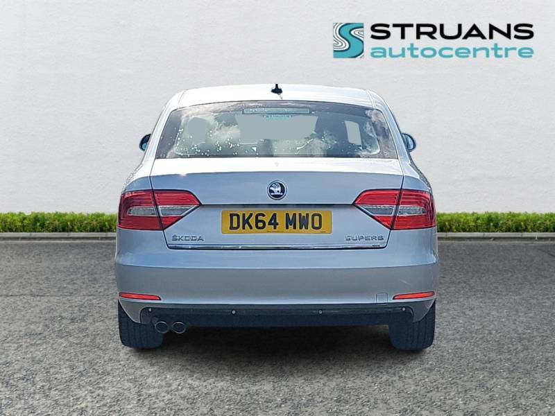 Skoda Superb Elegance 2.0 Tdi Cr 140 4X4 - 2015 64 Silver #4