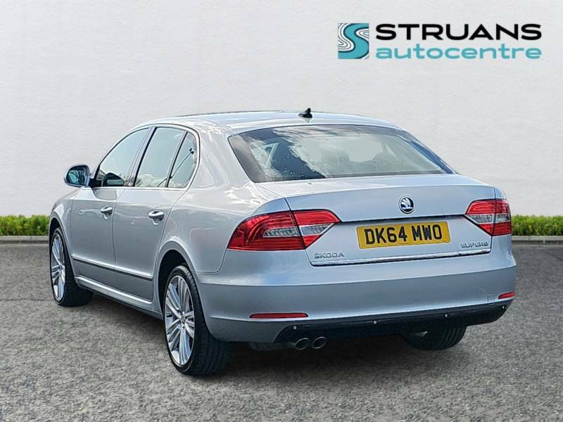 Skoda Superb Elegance 2.0 Tdi Cr 140 4X4 - 2015 64 Silver #2