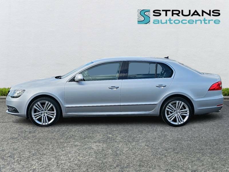 Skoda Superb Elegance 2.0 Tdi Cr 140 4X4 - 2015 64 Silver #6