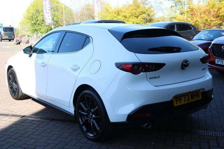 Mazda 3 Homura 2.0 E-skyactic G Mhev - 2024 73 White #6